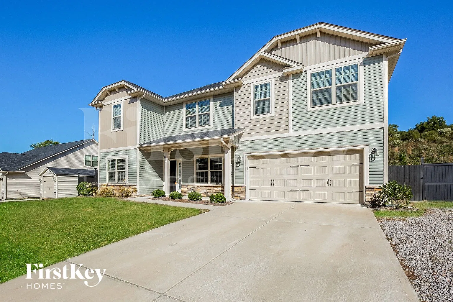 5 bed, 3.5 bath, 2721 sqft, $2,980 — Photo 3