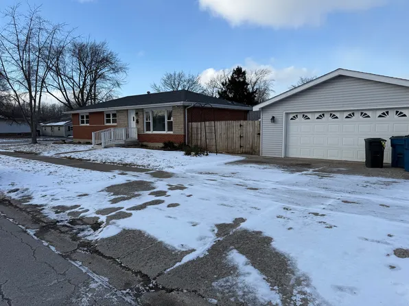 3449 Morgan St, Steger, IL 60475