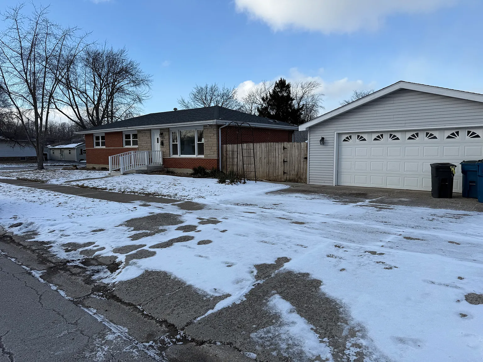 3449 Morgan St photo 1
