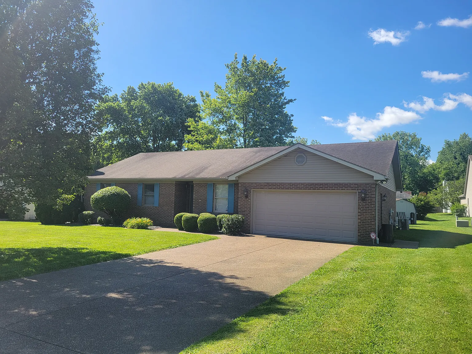 7477 Middlefield Dr — Photo 2