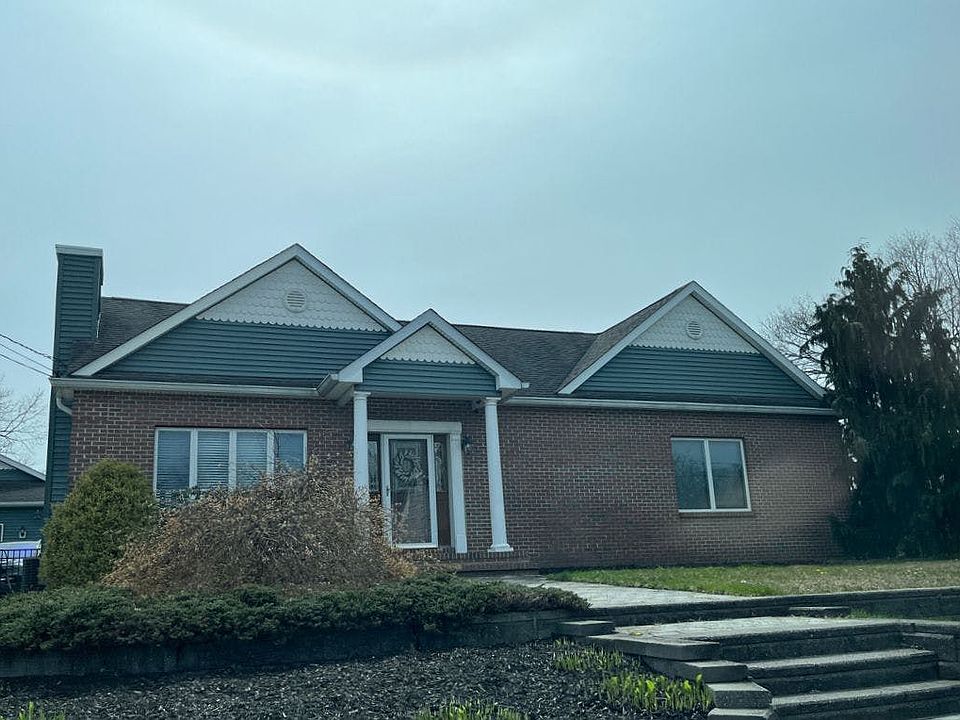 1st image of 208 Virginia Dr