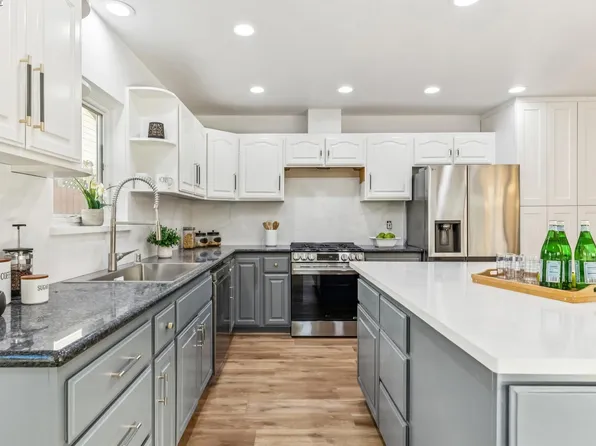 1941 Franciscan Way, Alameda, CA 94501