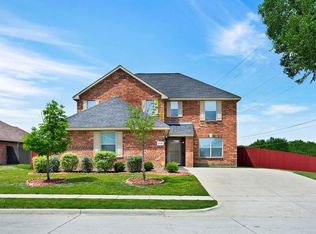 1335 SE 4th St, Grand Prairie, TX 75051