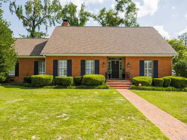 913 Millpond Rd, Valdosta, GA 31602