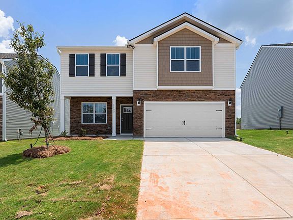 2nd image of 1103 White Willow Dr