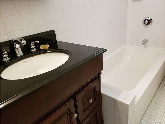 4th image of 345 Montgomery St APT 5D