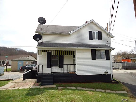 4th image of 225 Short St