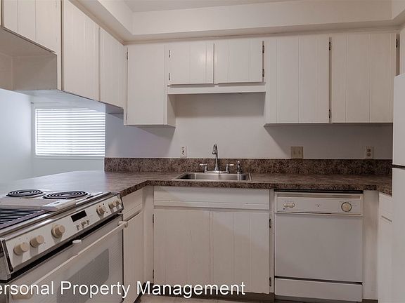4th image of 7310 NE 16th Ave APT 7