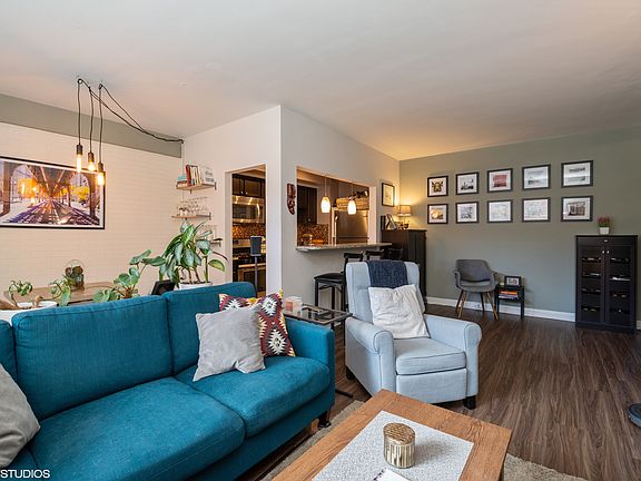 4th image of 4920 N Marine Dr APT 110
