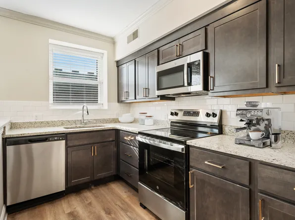 4368 Lindell Blvd, Saint Louis, MO