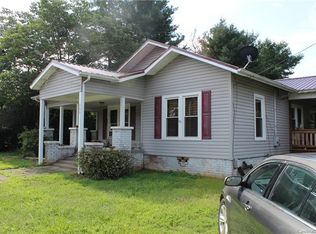 203 Mountain View St, Morganton, NC 28655