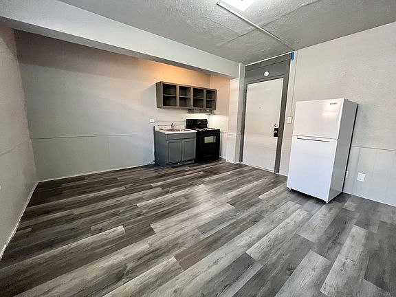 2nd image of 2205 Jones St #2205225