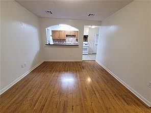 3rd image of 604 Houma Blvd