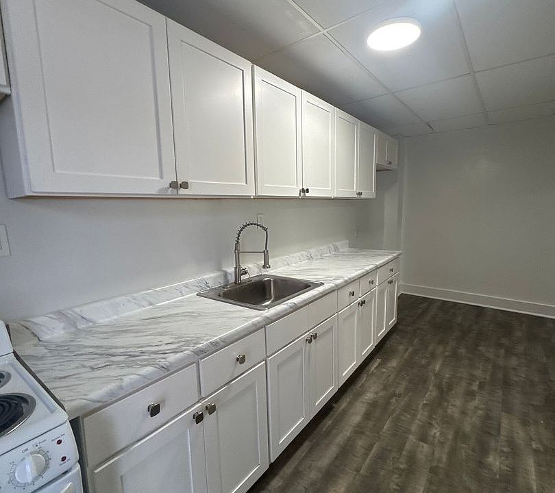 1st image of 100 Cummings Ctr Suite 105M