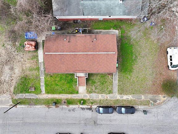 2nd image of 600 Sherrybrook Dr