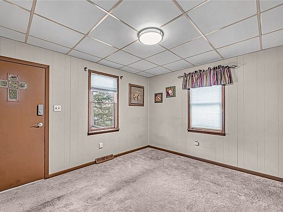 3rd image of 133 Spanish Villa Dr