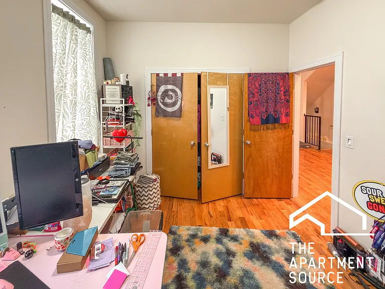 2835 N Damen Ave #1R — Photo 7