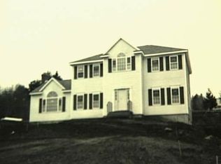 2 Fairlea Dr, Monroe, CT 06484