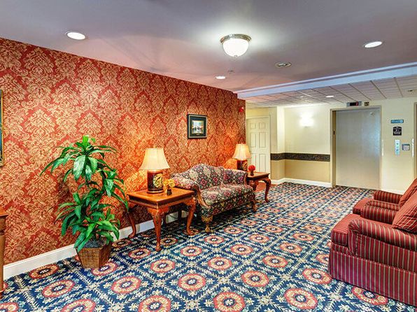 1 Hillside Dr APT B116