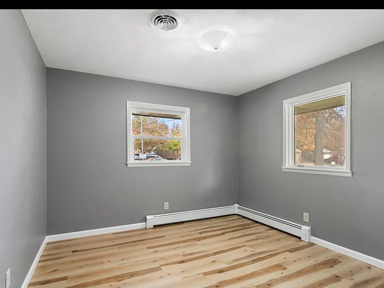 1203 Mitchem Dr #B — Photo 9