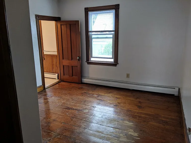 202 Park Ave #1 — Photo 4