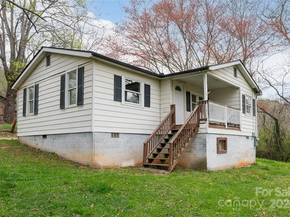 7 Lockwood Ln, Asheville, NC 28806