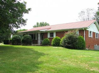 530 Meadowbrook Rd, Afton, TN 37616