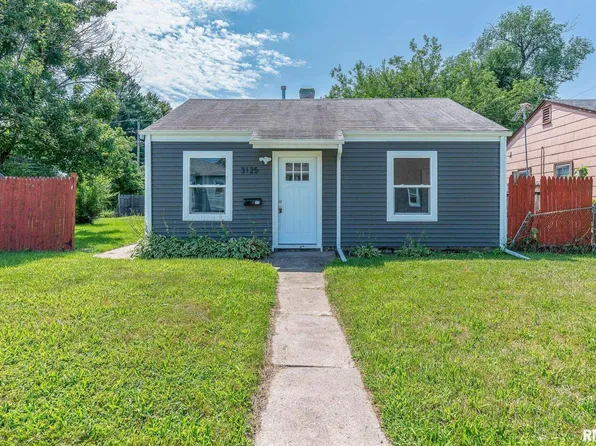 3125 Pearl Ave, Davenport, IA 52802