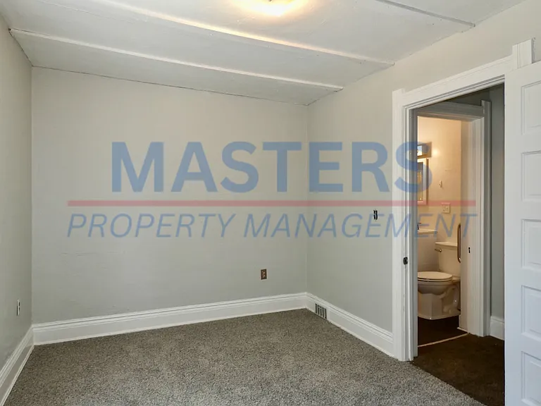 20 Greenwood Ave — Photo 21