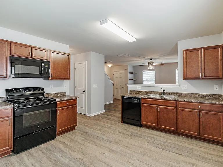 157 Brockett Dr — Photo 11