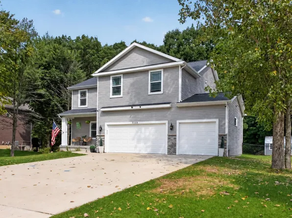 5168 Stone River Rd, Jackson, MI 49201
