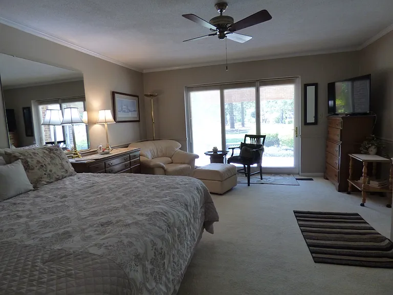 353 Driftwood Cir #A — Photo 8