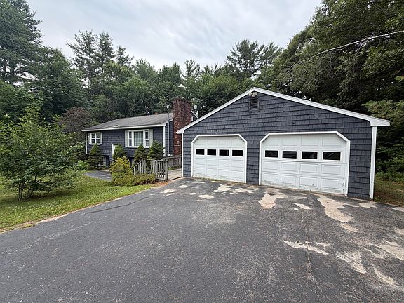 3rd image of 15 Cedar Street