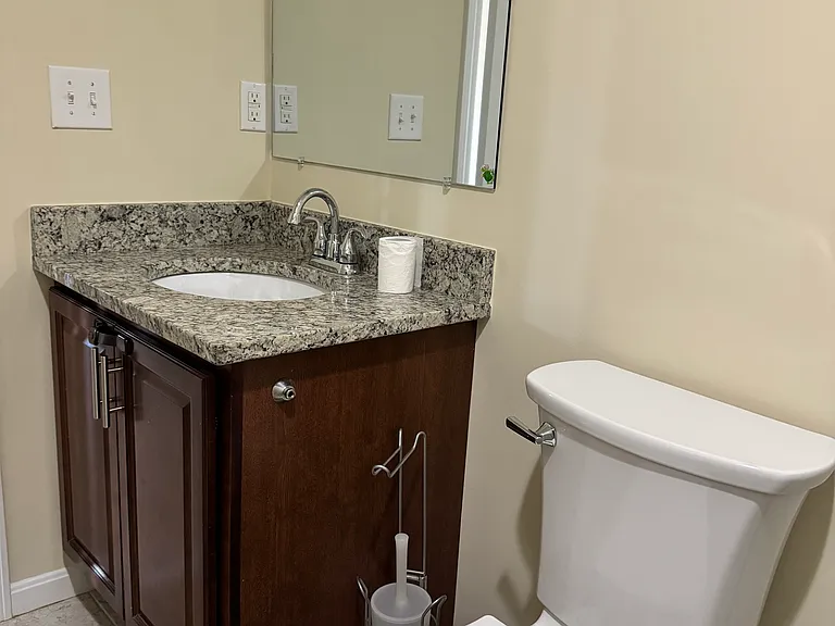 6 Queen Isabella Way — Photo 18