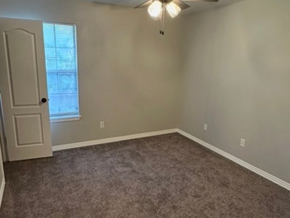 5th image of 1970 E Peppervine Dr