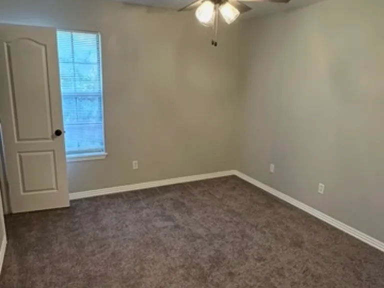 1970 E Peppervine Dr — Photo 5