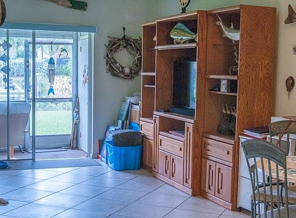 4th image of 342 Southwind Drive #112