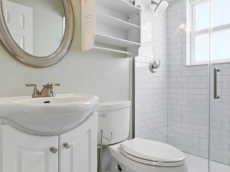 8330 Wexford Ave — Photo 44