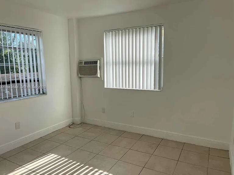 4245 NW 24th Ave — Photo 7