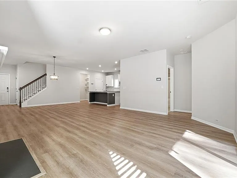 2719 Morgan Spring Trl — Photo 30
