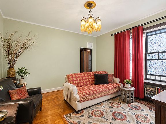 3rd image of 255 Eastern Pkwy APT E12
