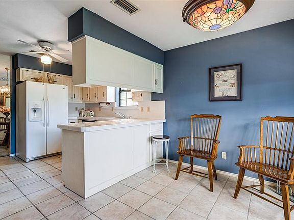 5th image of 8268 Club Meadows Dr