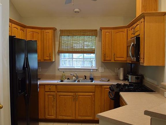 5th image of 712 Pickens Ave