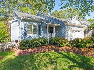 11 Knightsbridge Ct, Durham, NC 27707