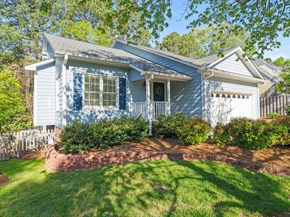 11 Knightsbridge Ct, Durham, NC 27707