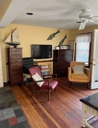 3rd image of 8 Myrtle St #1