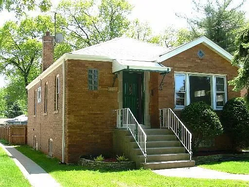 7033 43rd St photo 1