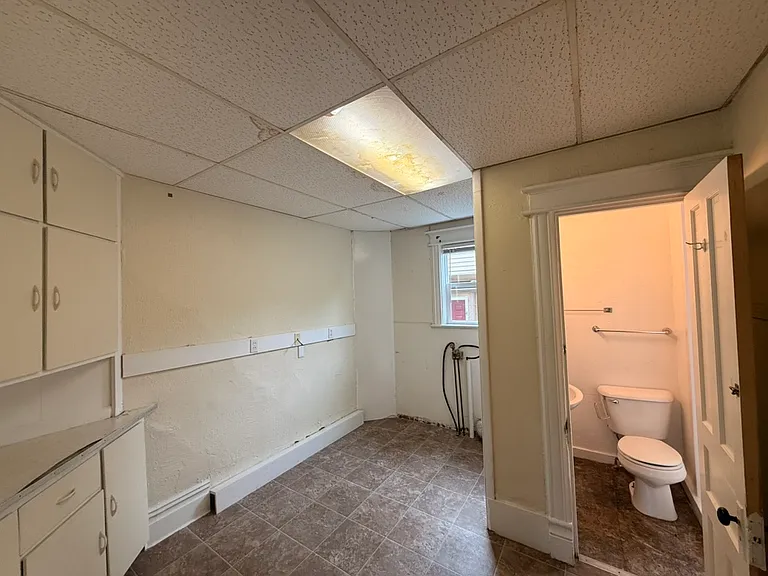 1420 W Michigan Ave #1 — Photo 20