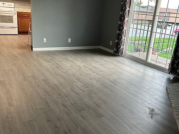 3rd image of 3601 Baldwin Ave
