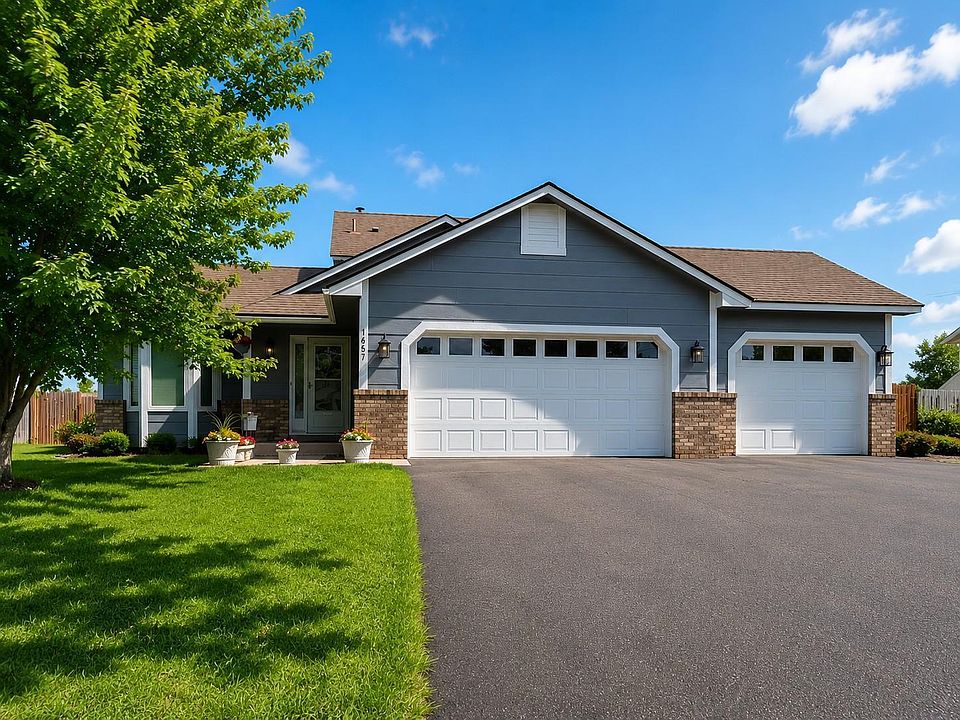 1st image of 1657 148th Ln NW